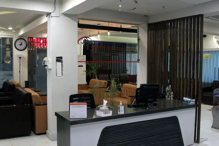 Reception desk with the waiting area behind it.
